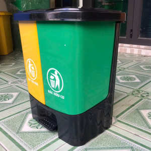 THÙNG RÁC ĐẠP CHÂN 2 NGĂN 40 LÍT thumb