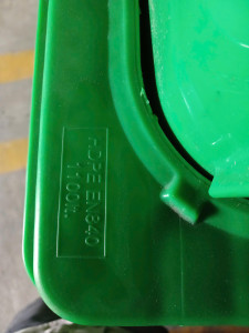 Thùng rác 1100L thumb