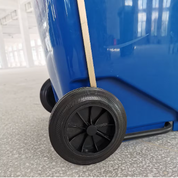 Thùng rác nhựa HDPE có bàn đạp 240L