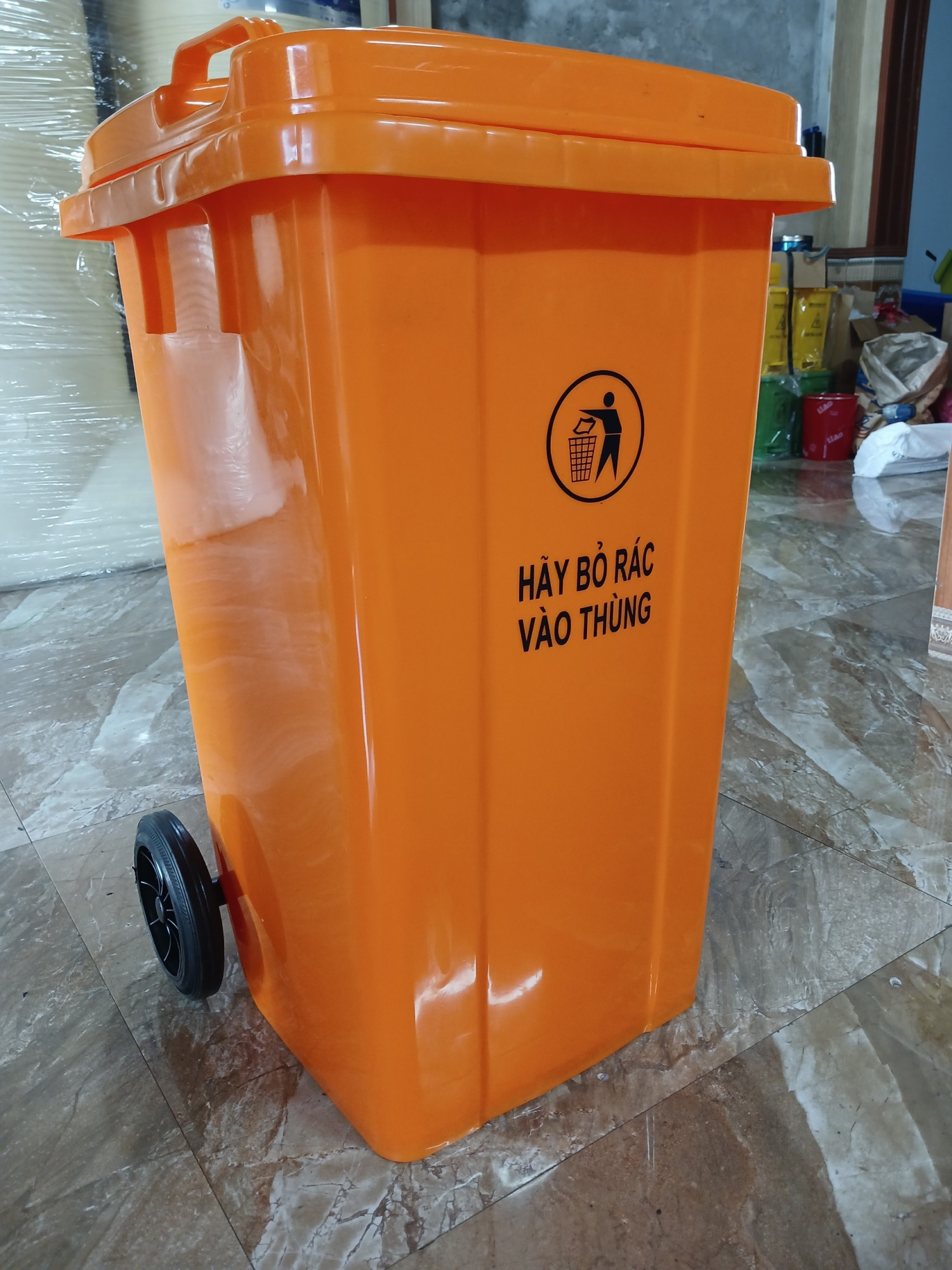 Thùng rác nhựa 100 lít