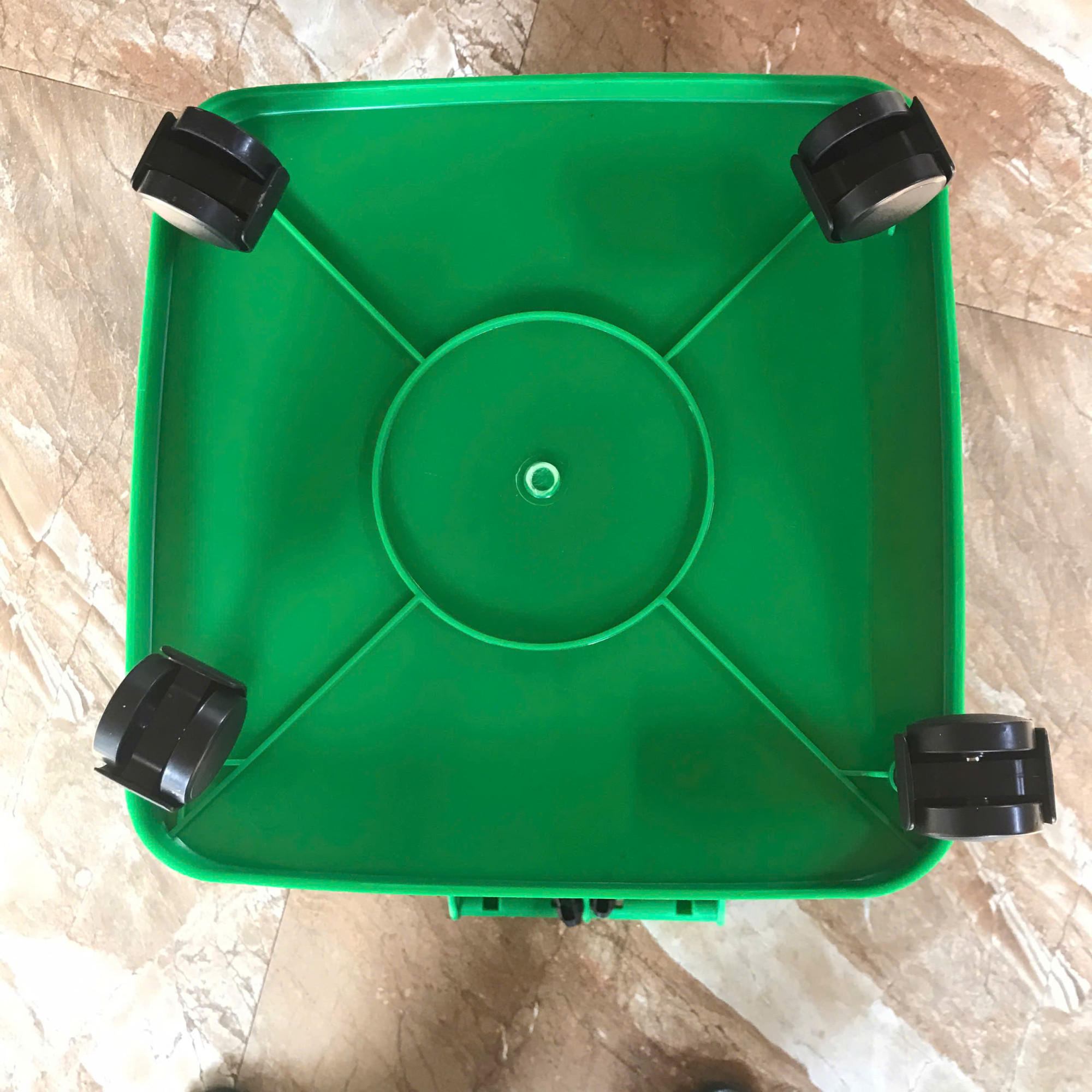 Thùng rác nhựa 60 lít