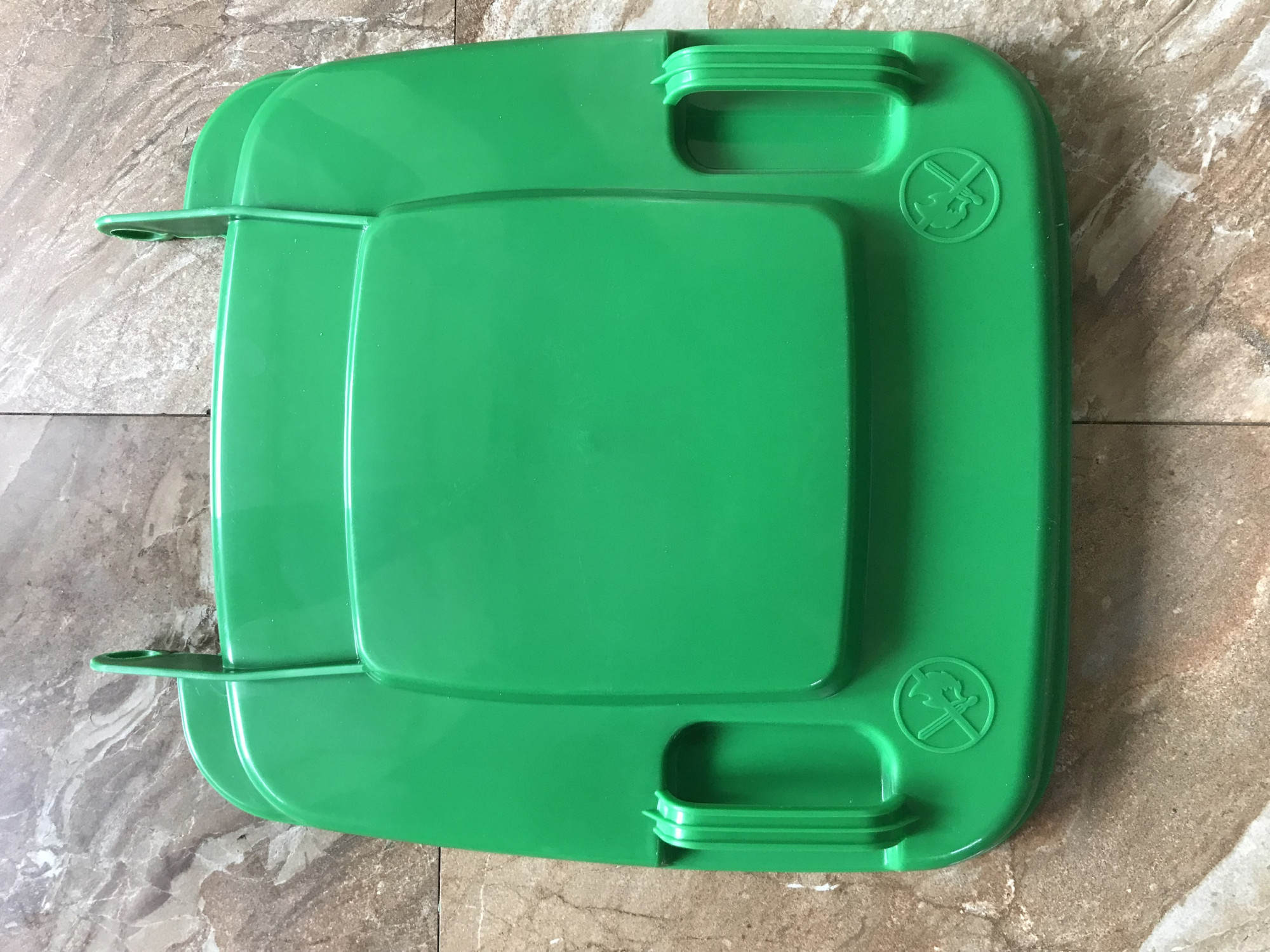 Thùng rác nhựa 60 lít