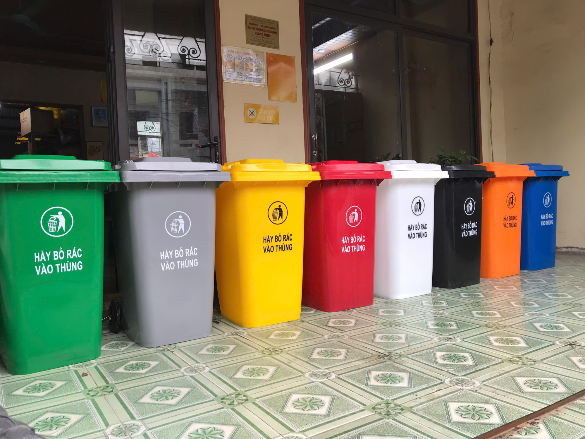 Thùng rác nhựa HDPE